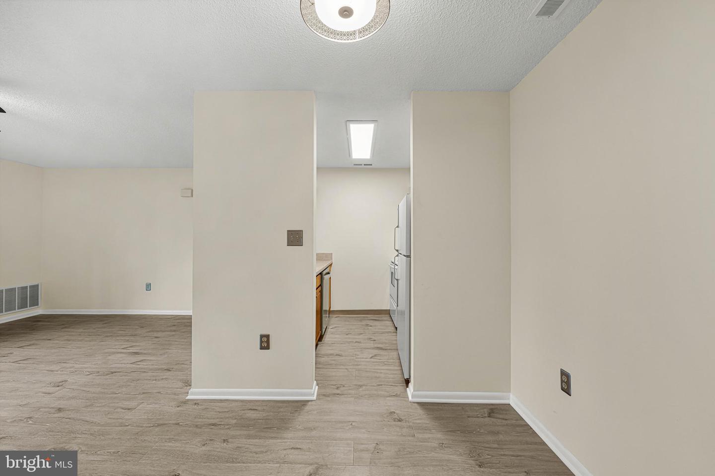 1907 Ravens Crest Drive Property Photo 17
