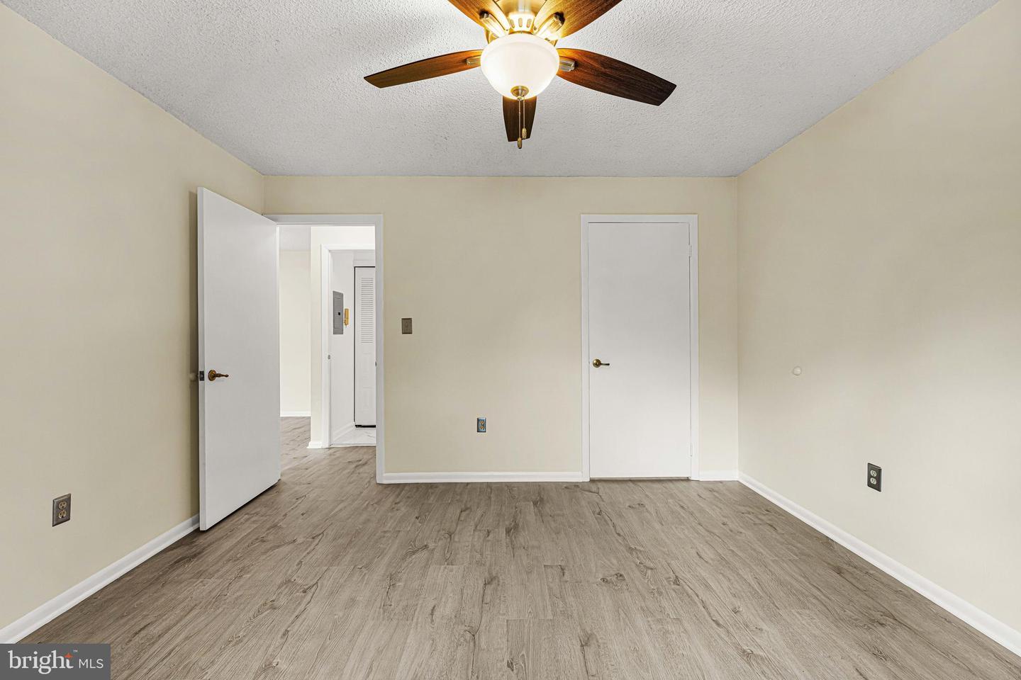 1907 Ravens Crest Drive Property Photo 24