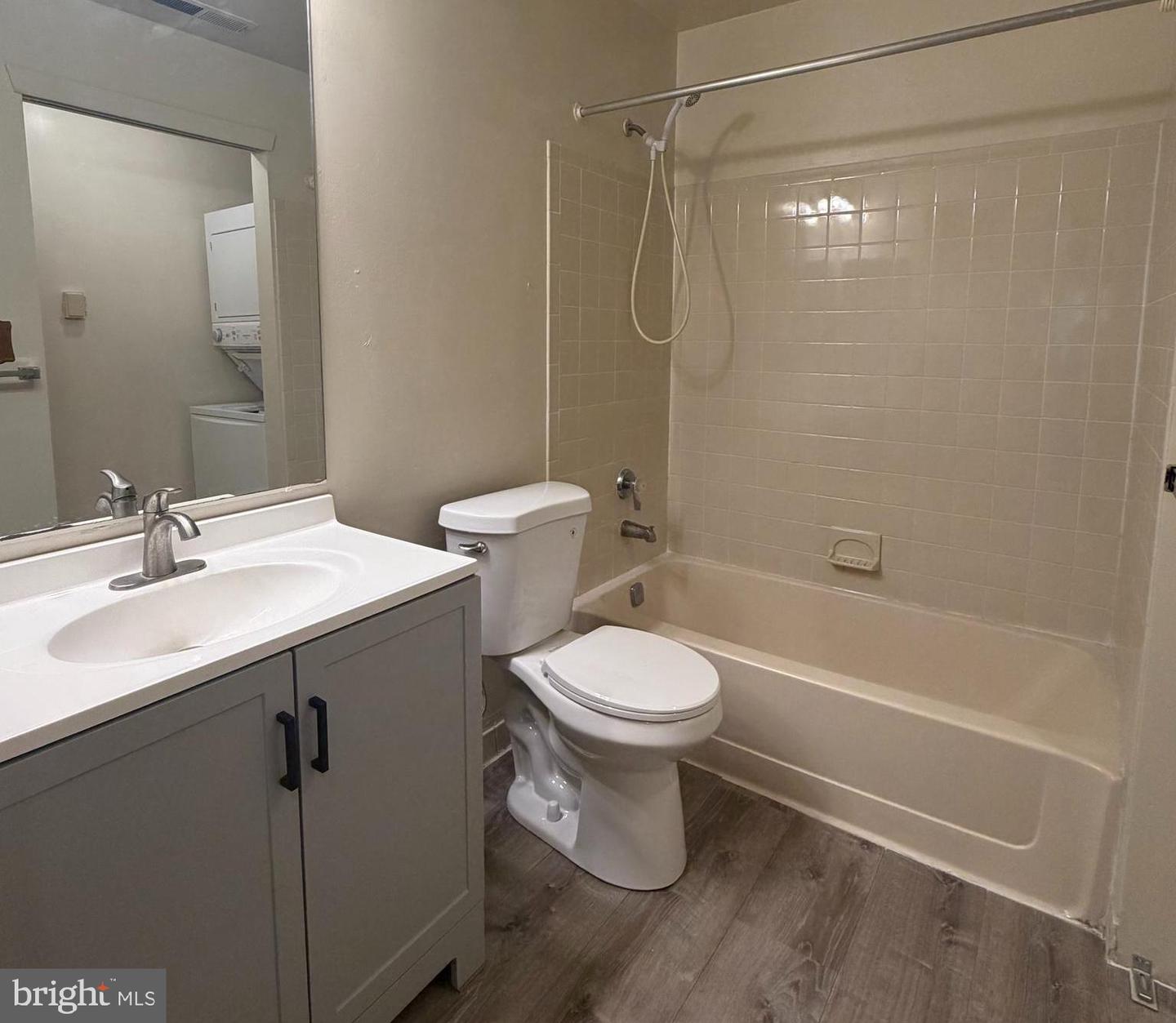 601 Ravens Crest Dr Property Photo 13