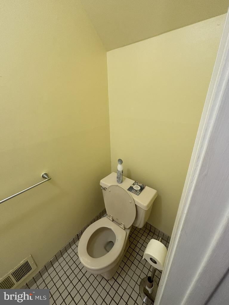 211 Gambocz Ct Property Photo 11