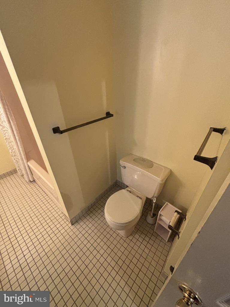 211 Gambocz Ct Property Photo 17