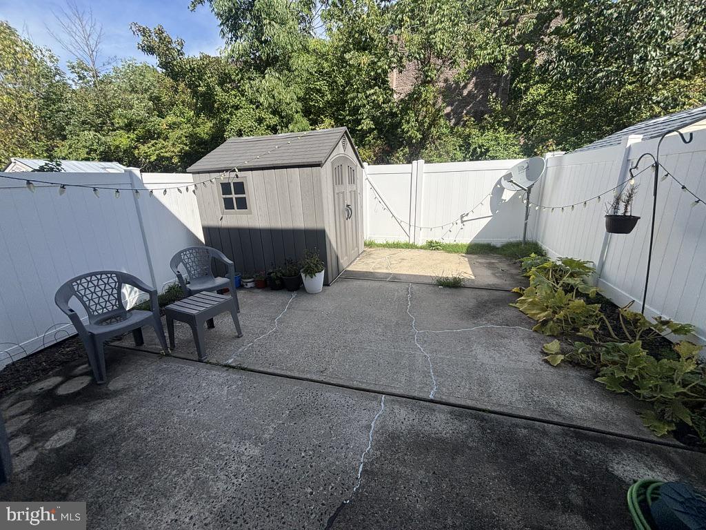 211 Gambocz Ct Property Photo 21
