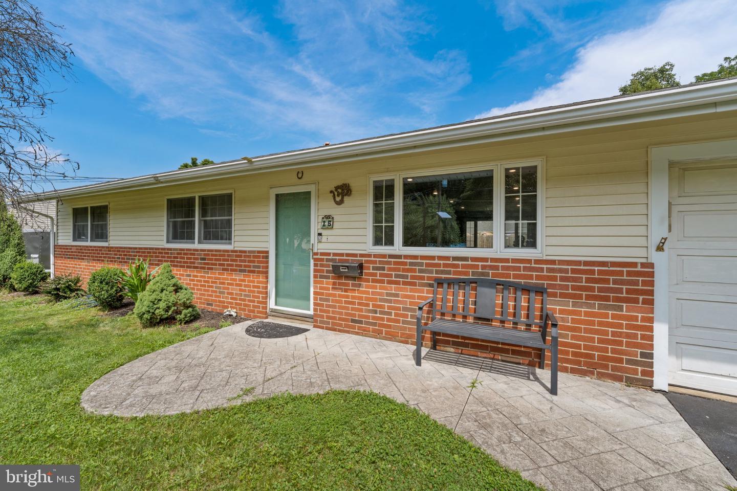 16 Stockton Rd Property Photo 2