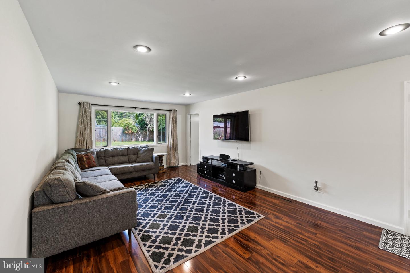 16 Stockton Rd Property Photo 6