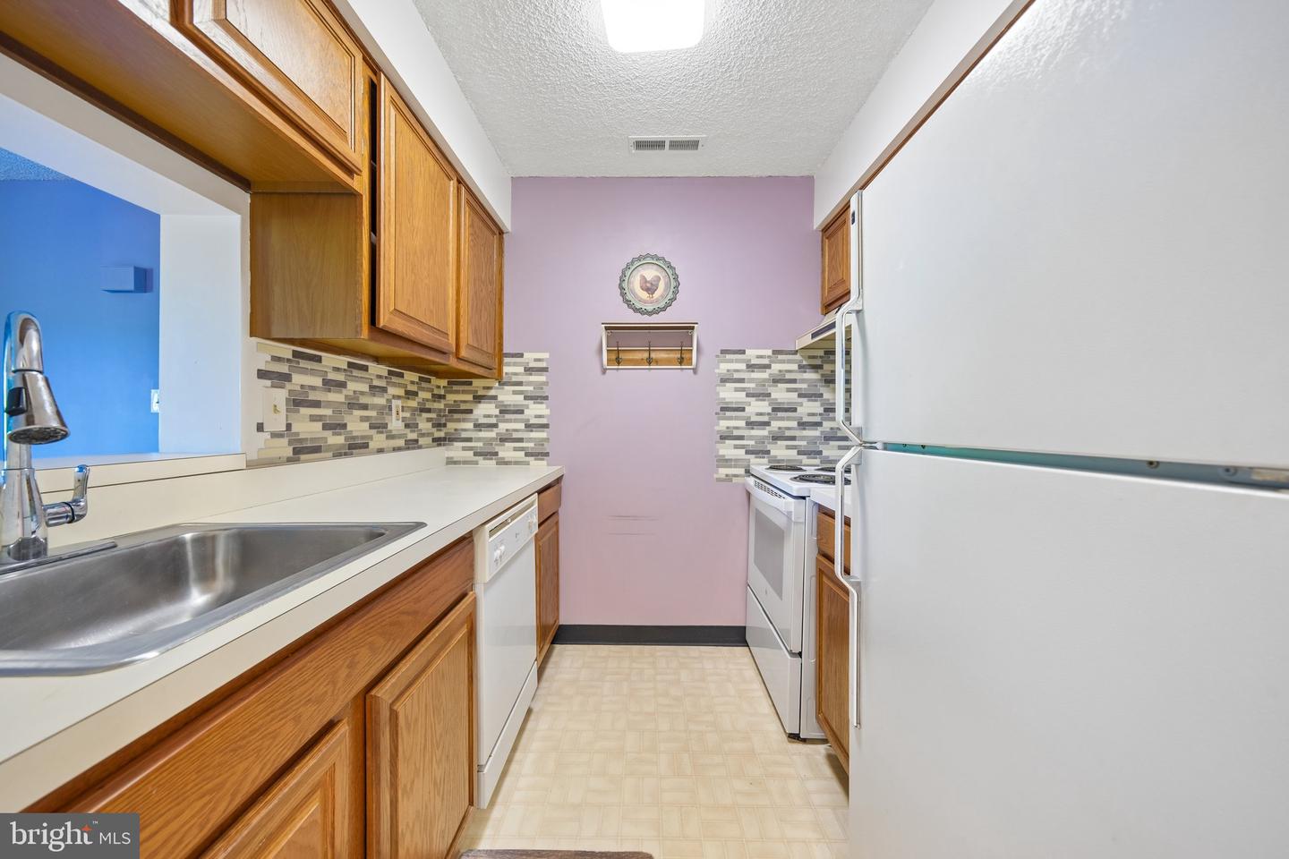1308 Ravens Crest Dr Property Photo 9
