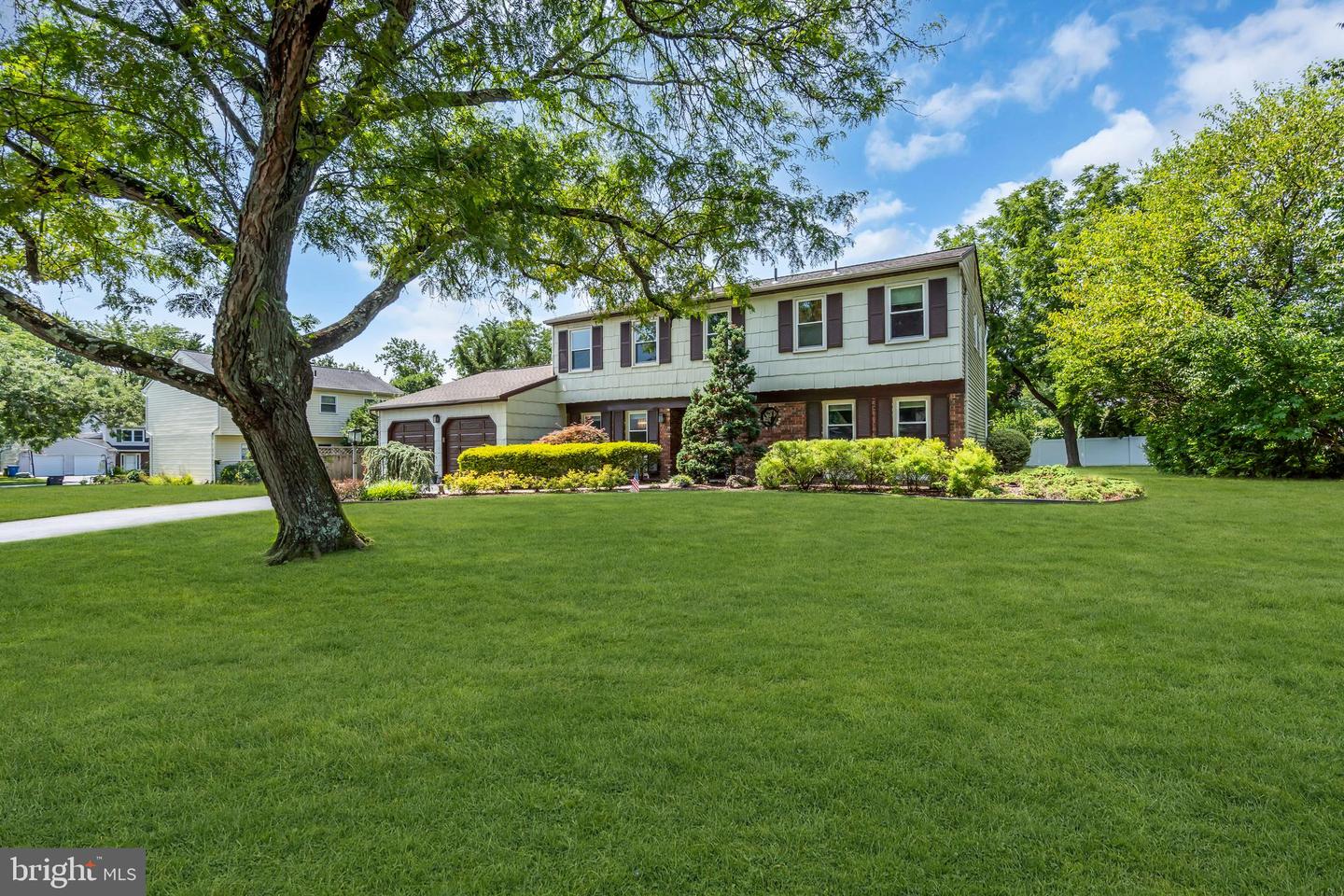 4 Dennison Pl Property Photo 1