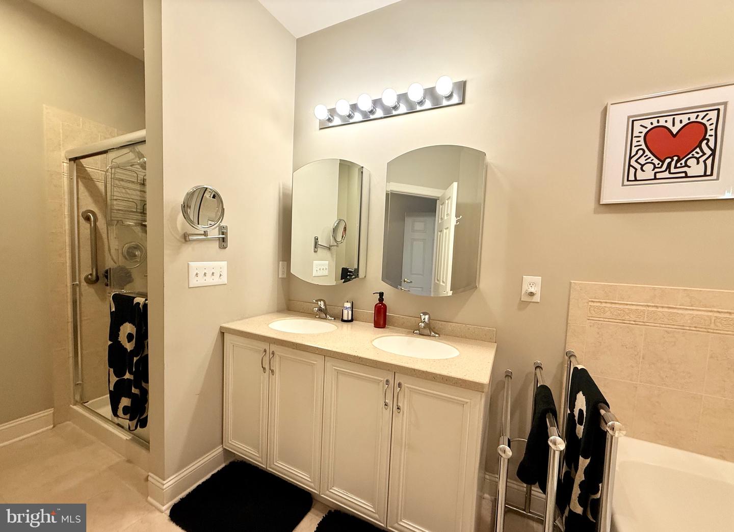 2302 Schindler Dr N Property Photo 18