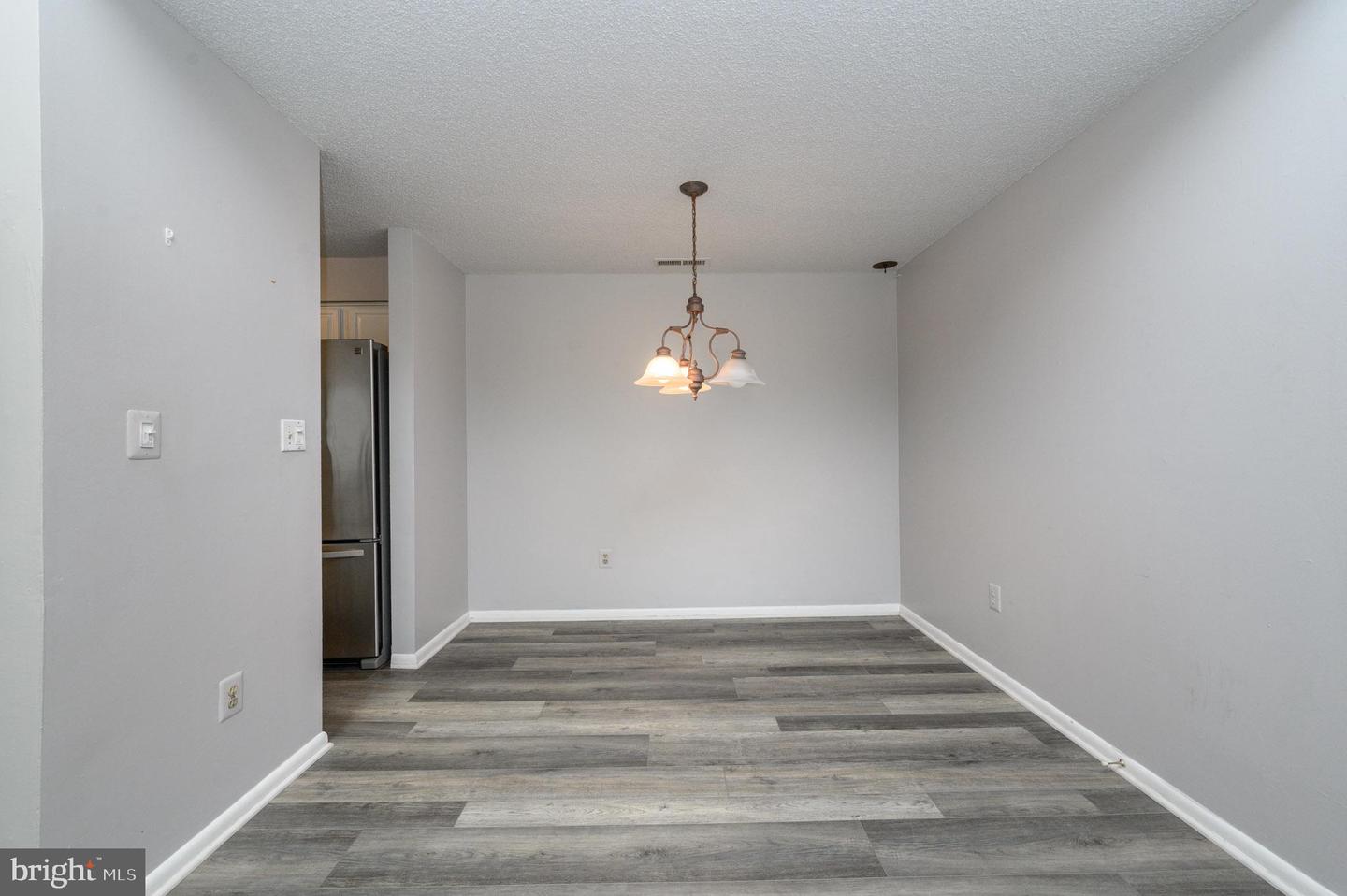 2316 Ravens Crest Dr Property Photo 8