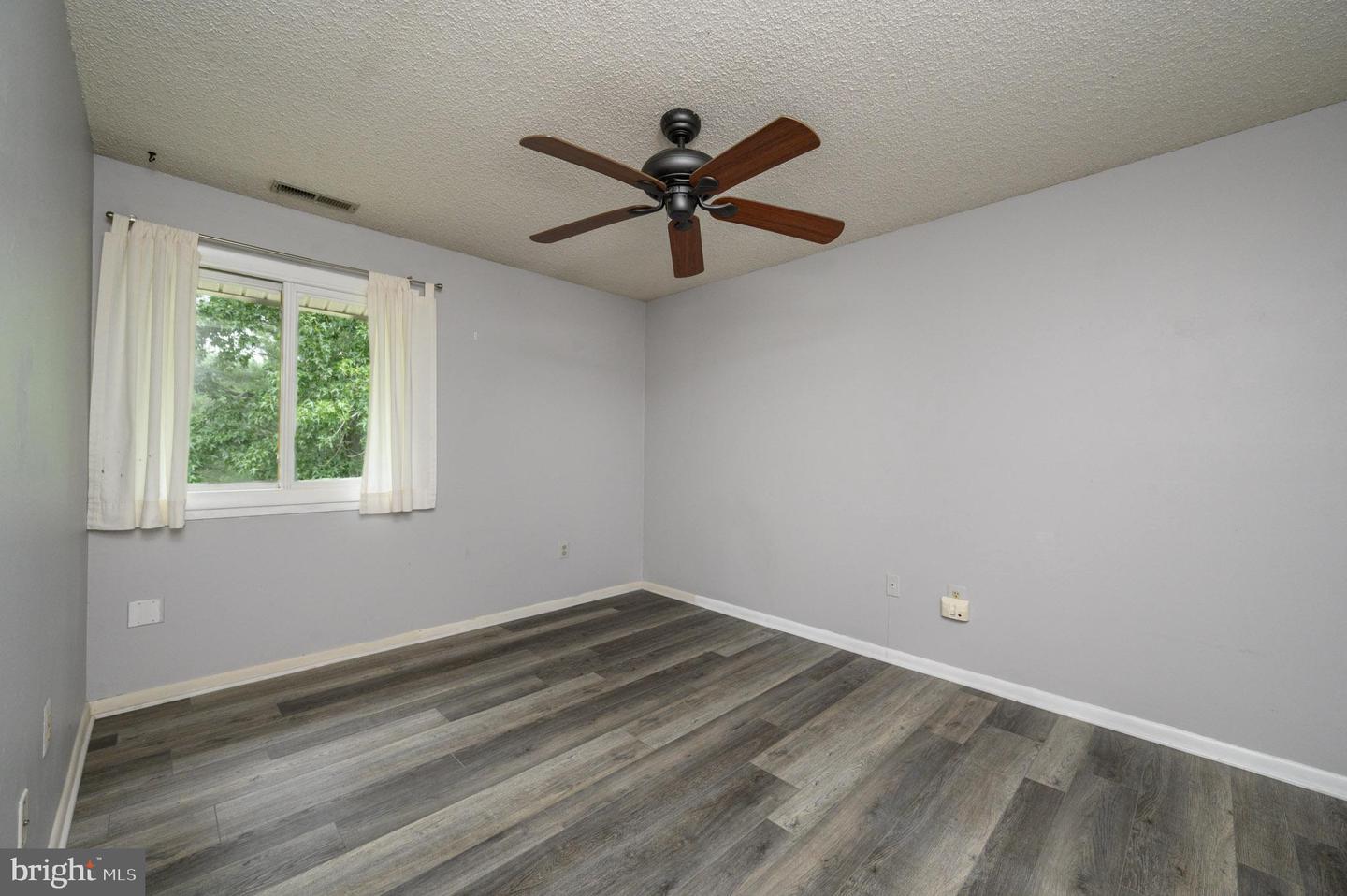 2316 Ravens Crest Dr Property Photo 13