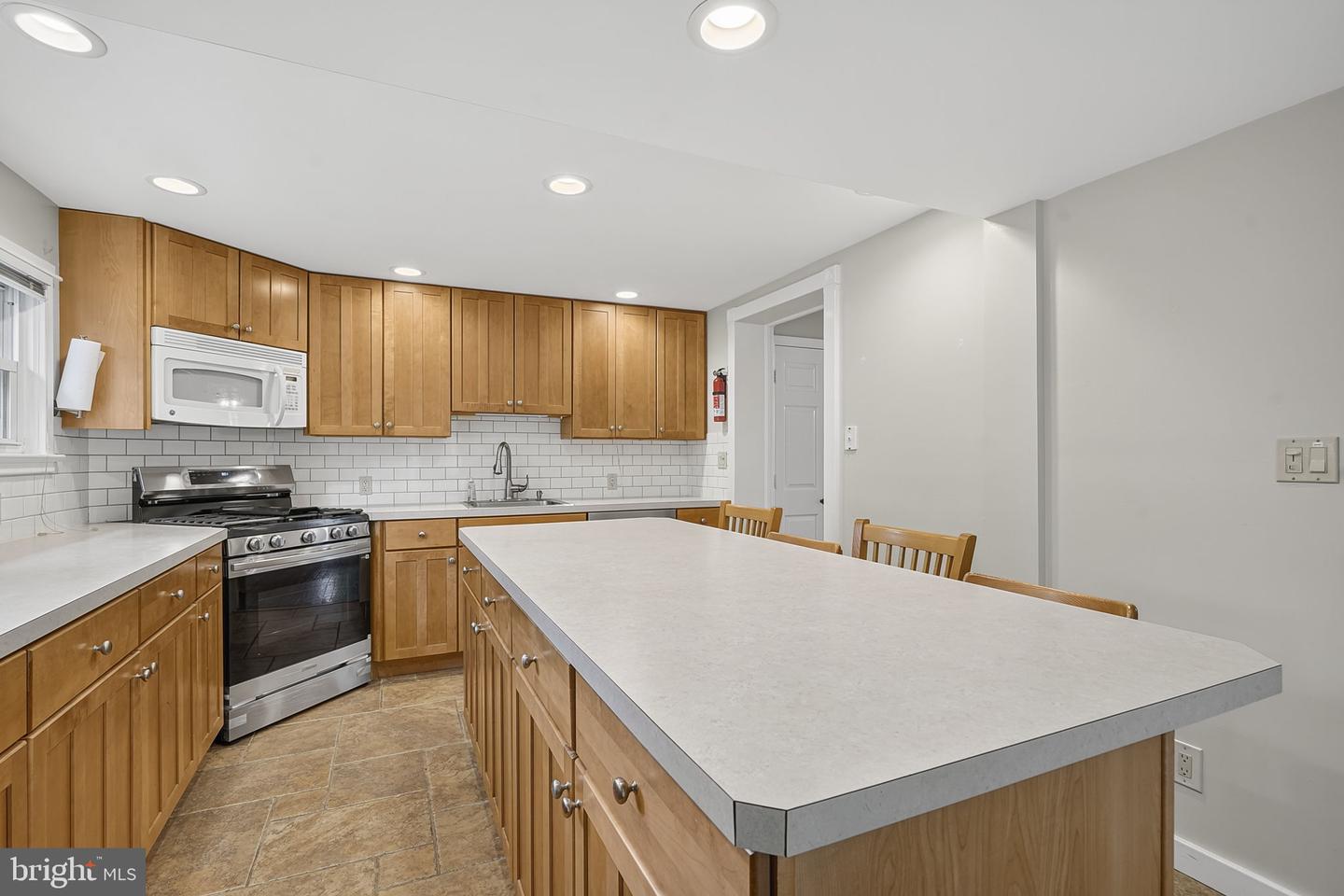 432 Plainsboro Rd #2 Property Photo 7