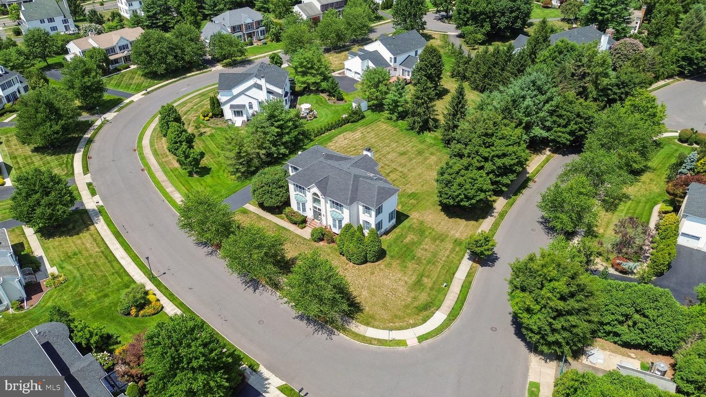 2 Chamberlin Ct Property Photo 46