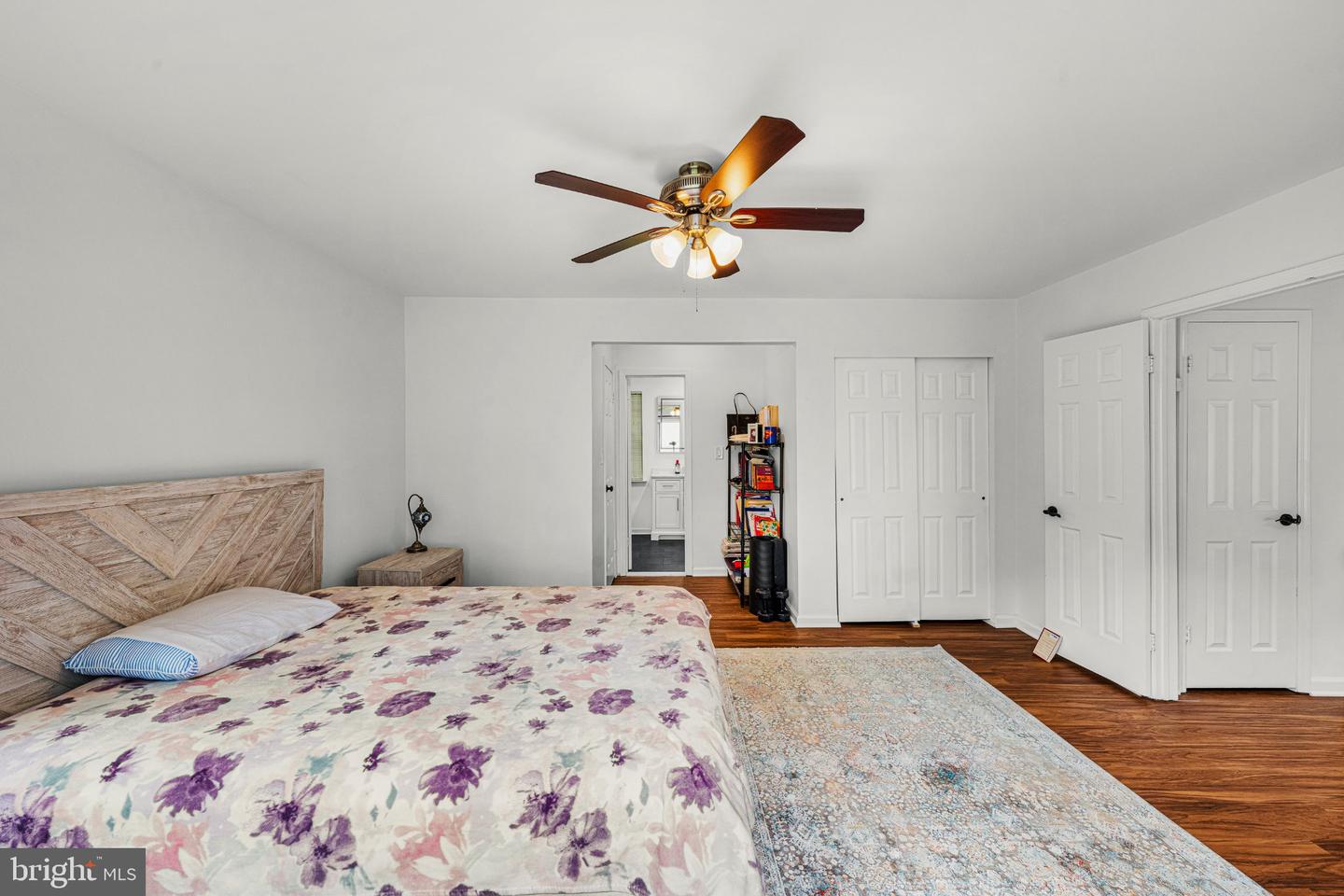 1212 Holly Ct Property Photo 14
