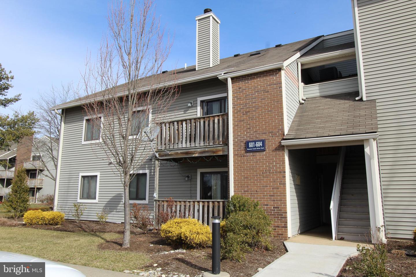 604 Ravens Crest Dr Property Photo 1