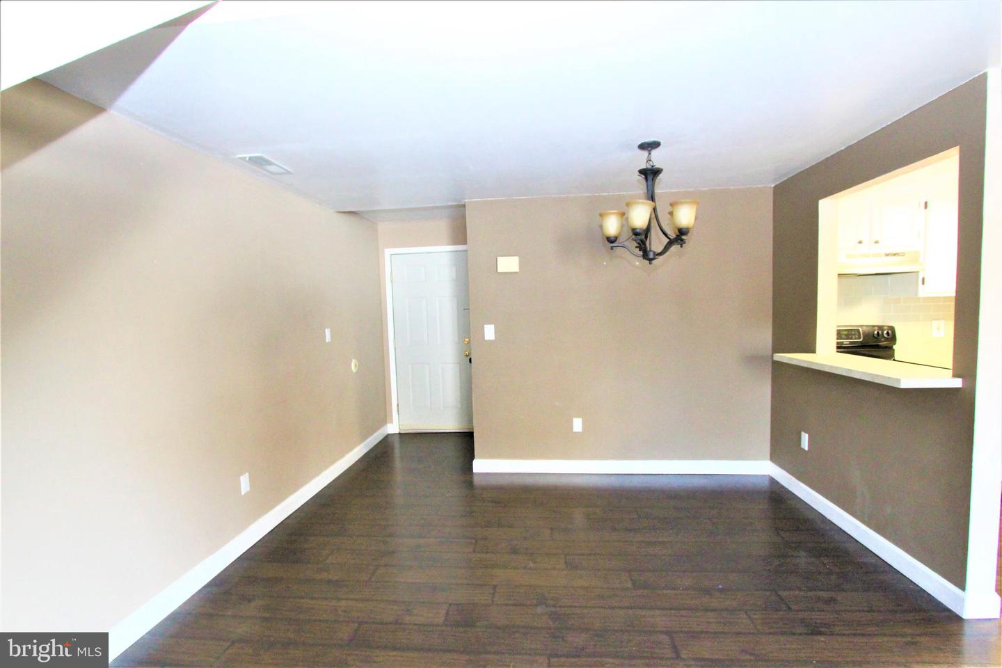 604 Ravens Crest Dr Property Photo 4