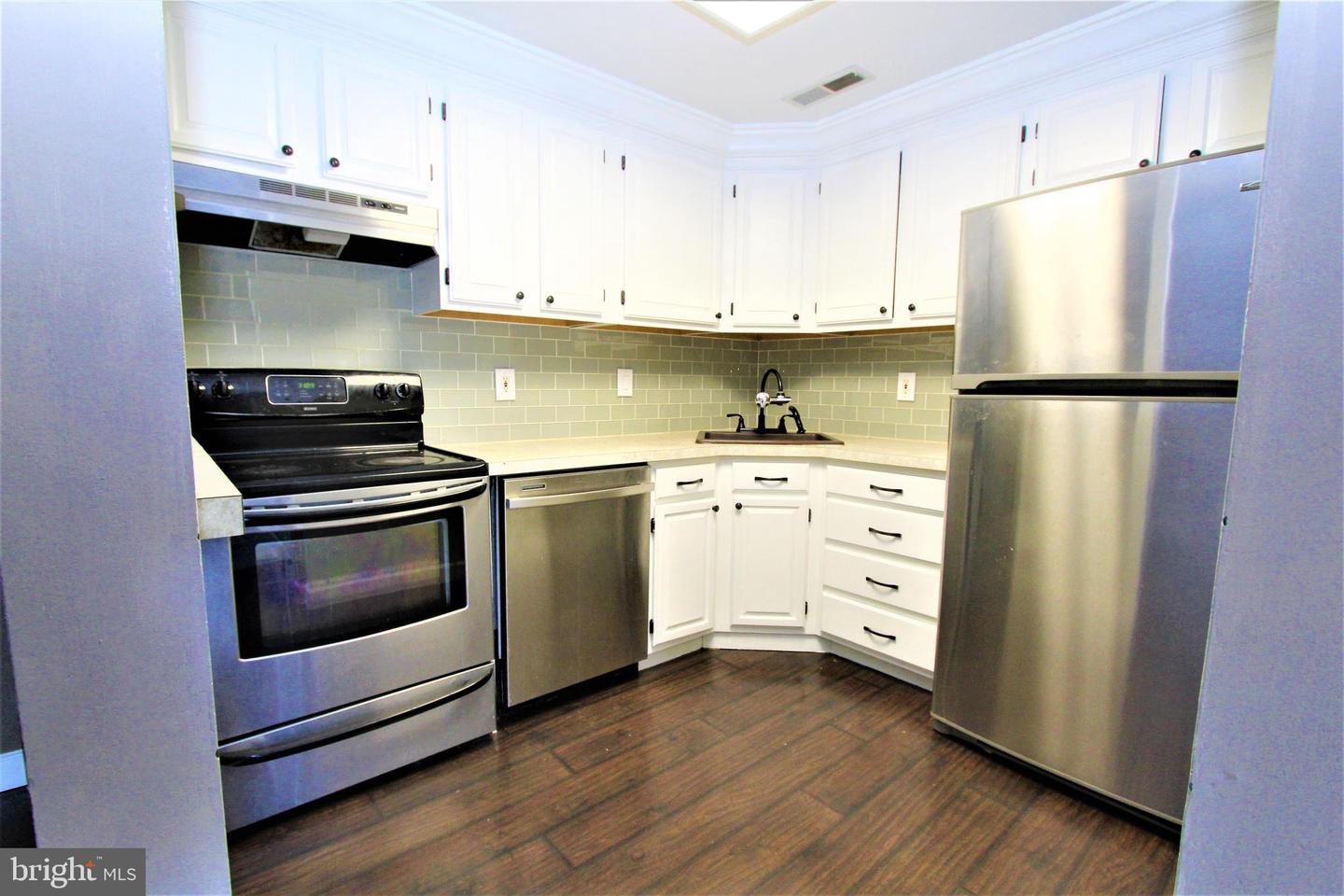 604 Ravens Crest Dr Property Photo 15