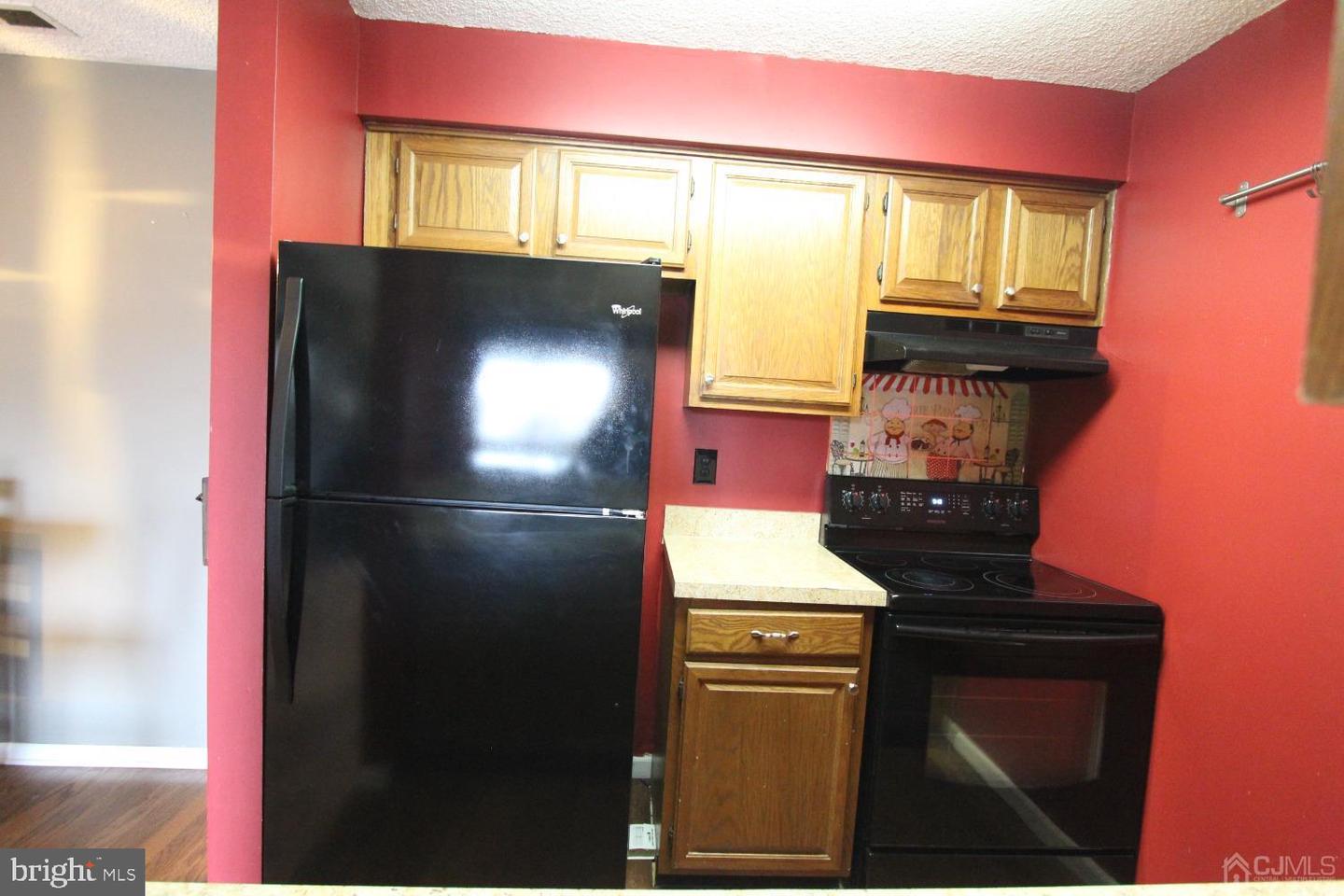 5015 Ravens Crest Dr Property Photo 5