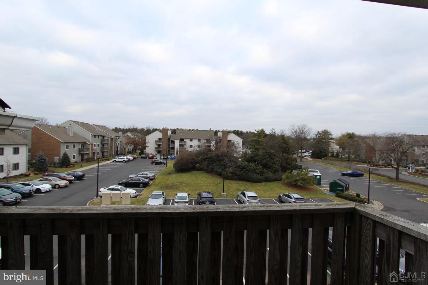 5015 Ravens Crest Dr Property Photo 11