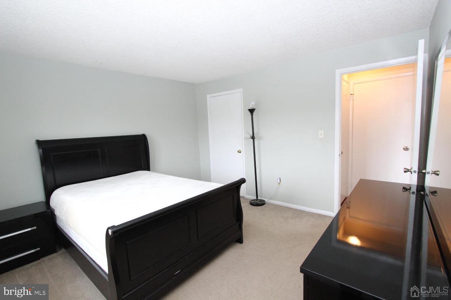 5015 Ravens Crest Dr Property Photo 16