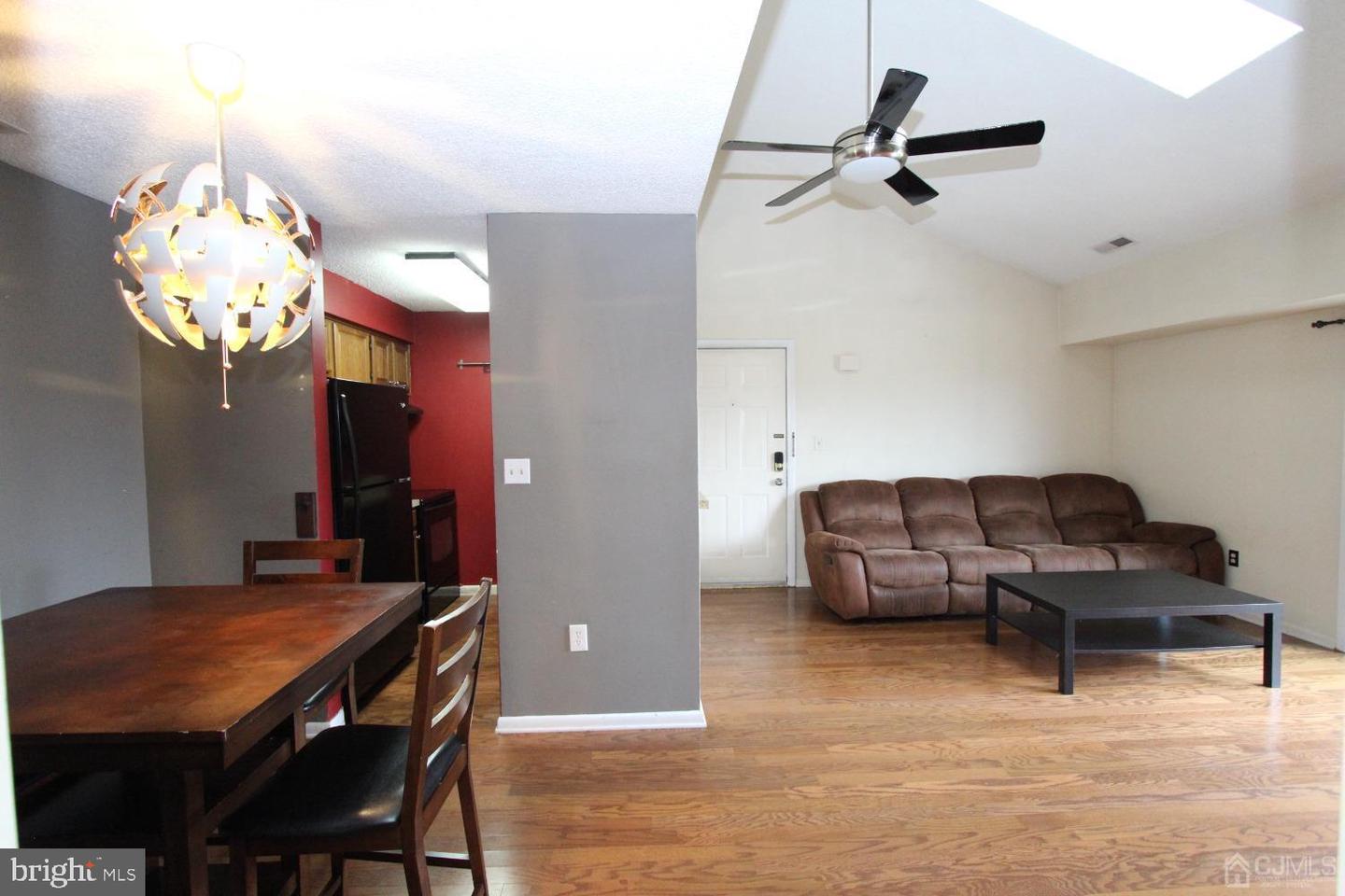 5015 Ravens Crest Dr Property Photo 20