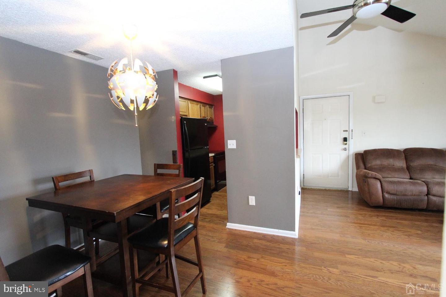 5015 Ravens Crest Dr Property Photo 21