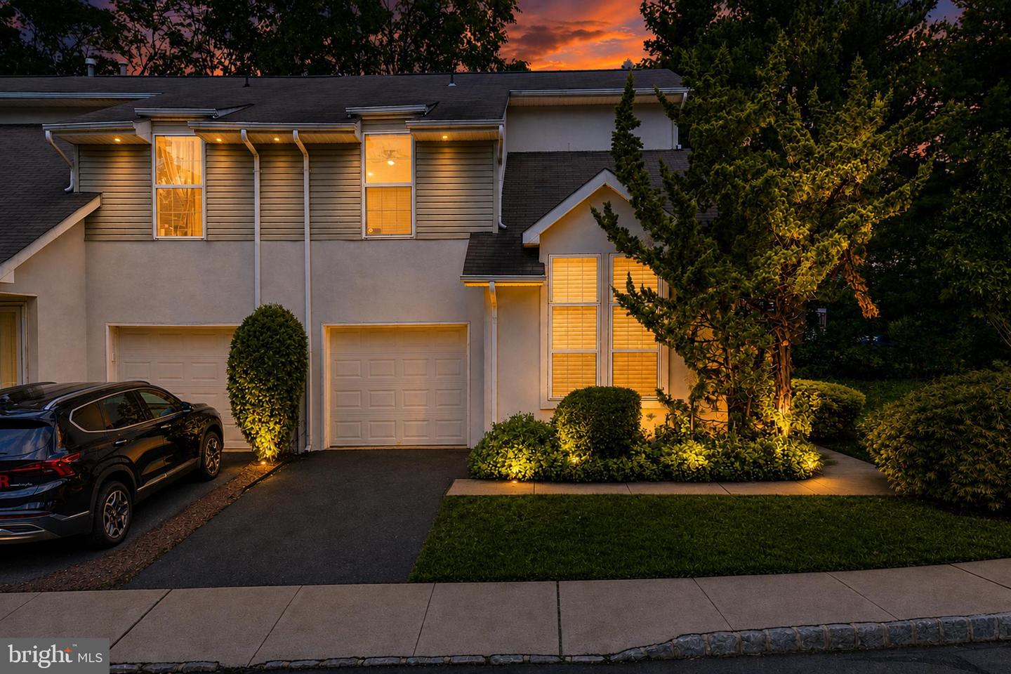 24 Parkside Dr Property Photo 1