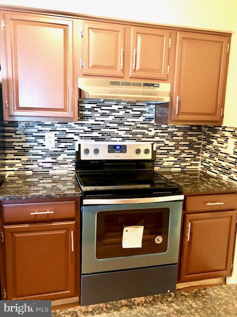 513 Aspen Dr Property Photo 3