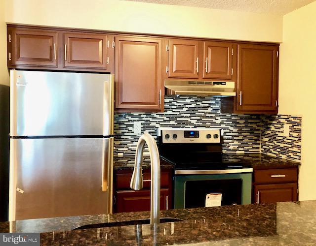 513 Aspen Dr Property Photo 4
