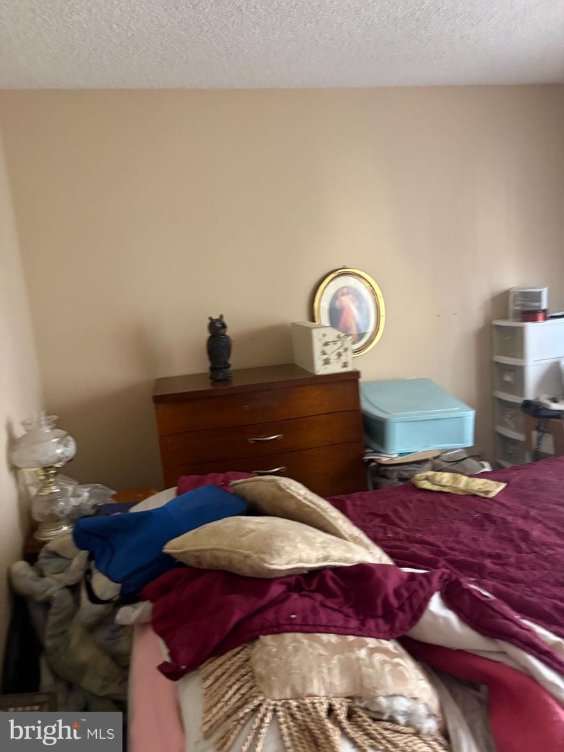 241-b Mayflower Way Property Photo 5