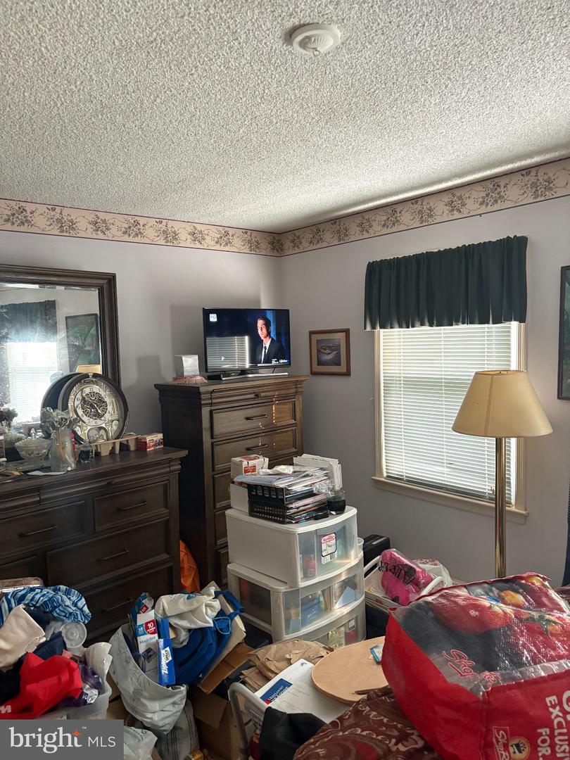 241-b Mayflower Way Property Photo 9