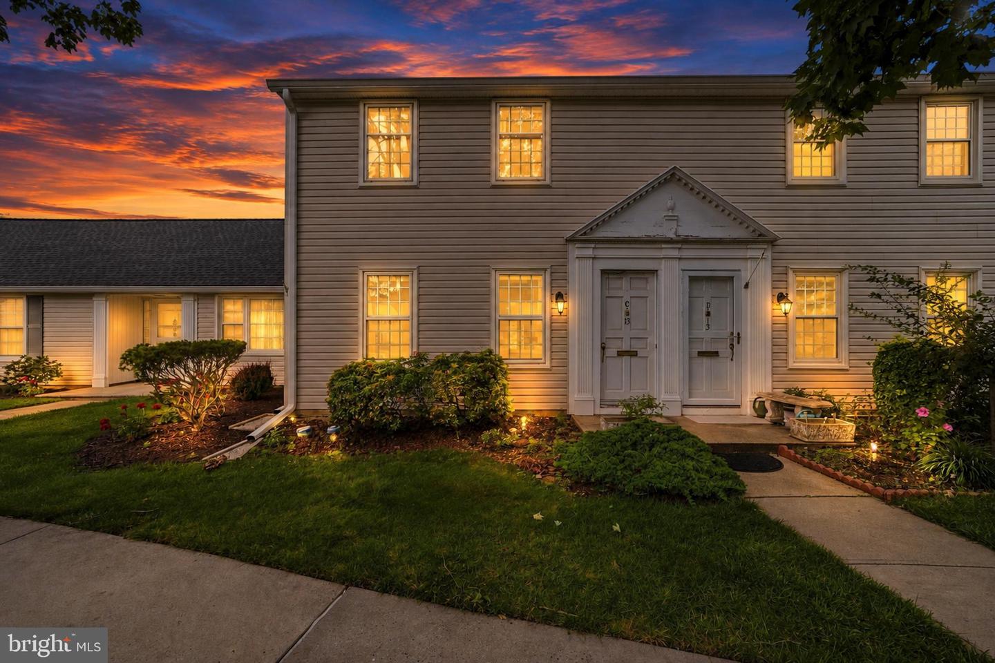 13 Sussex #c Property Photo 2