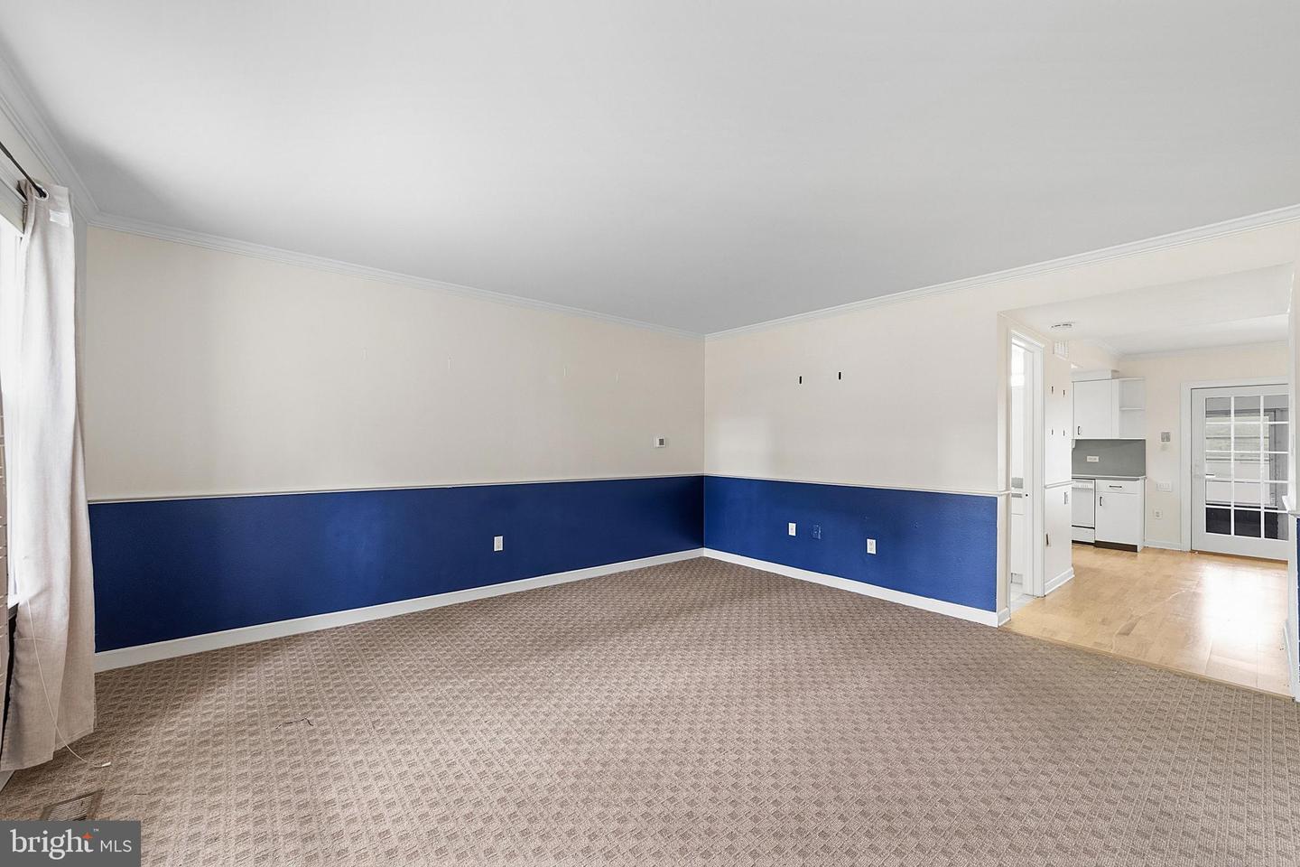 13 Sussex #c Property Photo 6