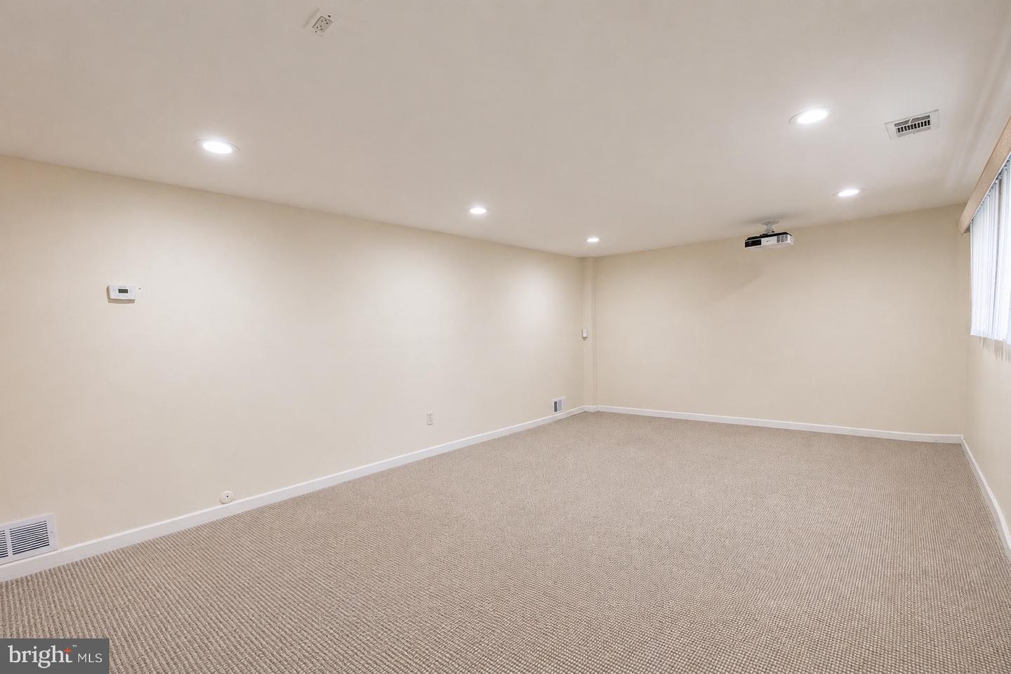 14 Harmon Rd Property Photo 20