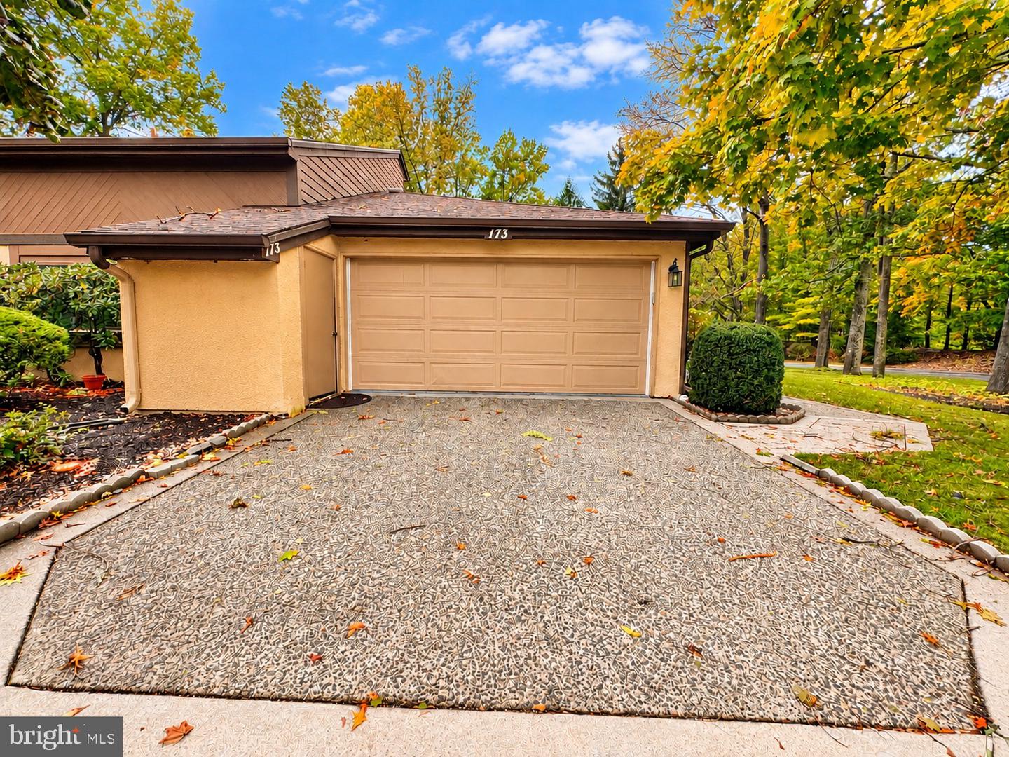 173 Sayre Dr Property Photo 36