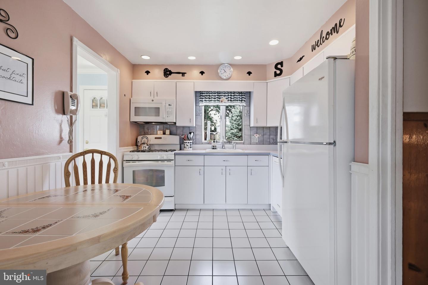 381 Carteret Property Photo 20
