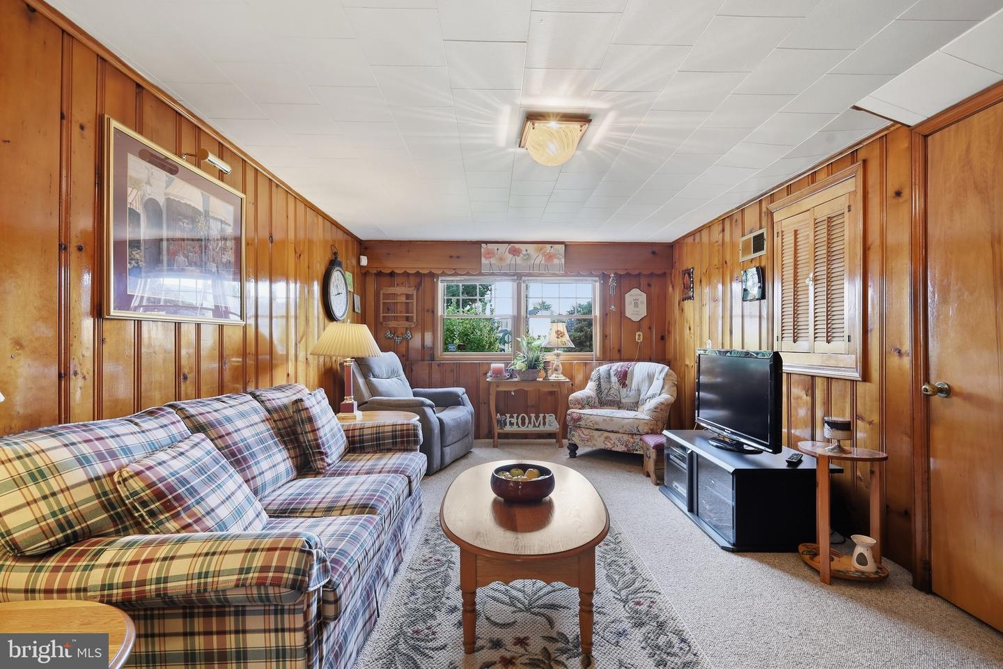 381 Carteret Property Photo 23
