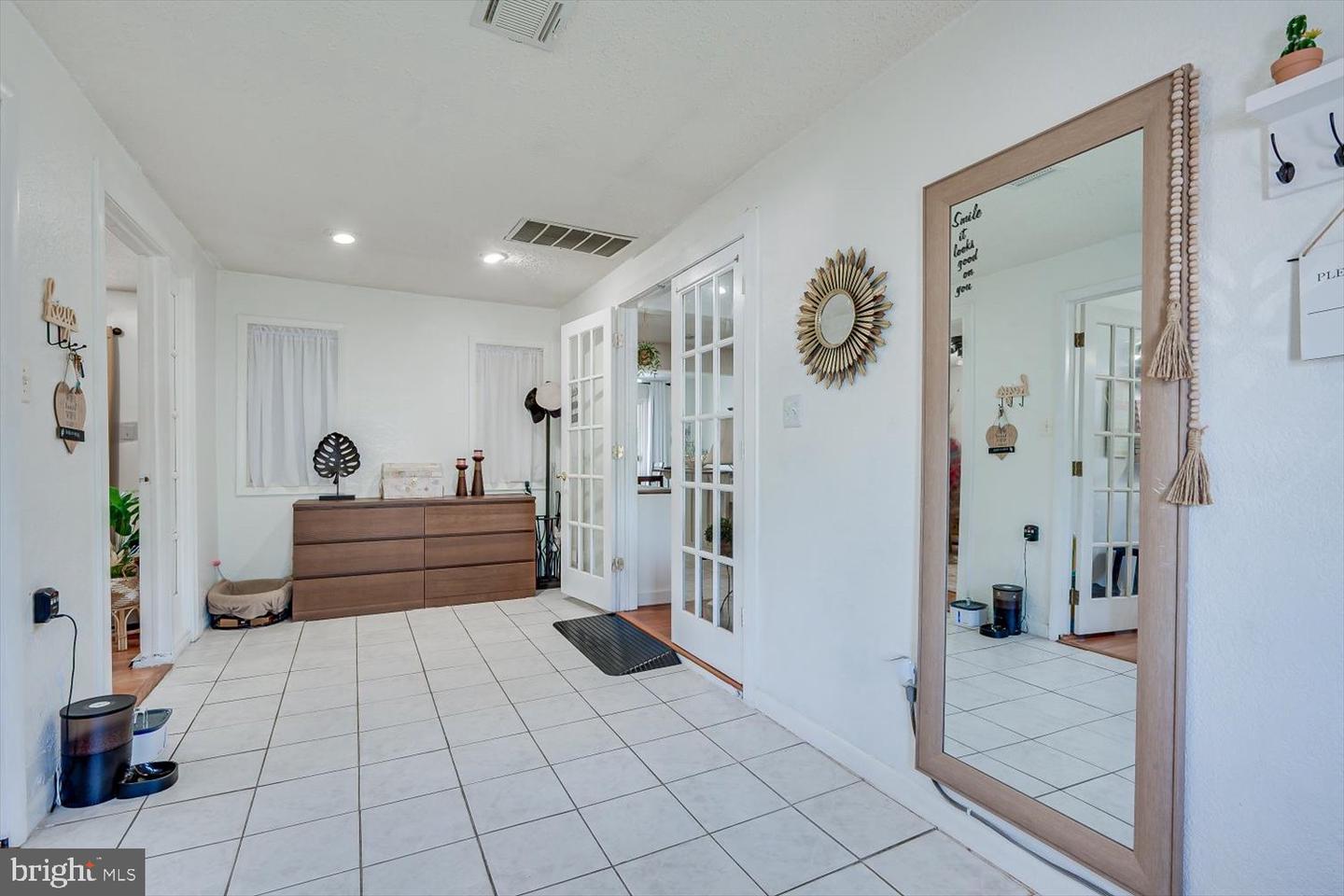 15 Markham Rd Property Photo 5