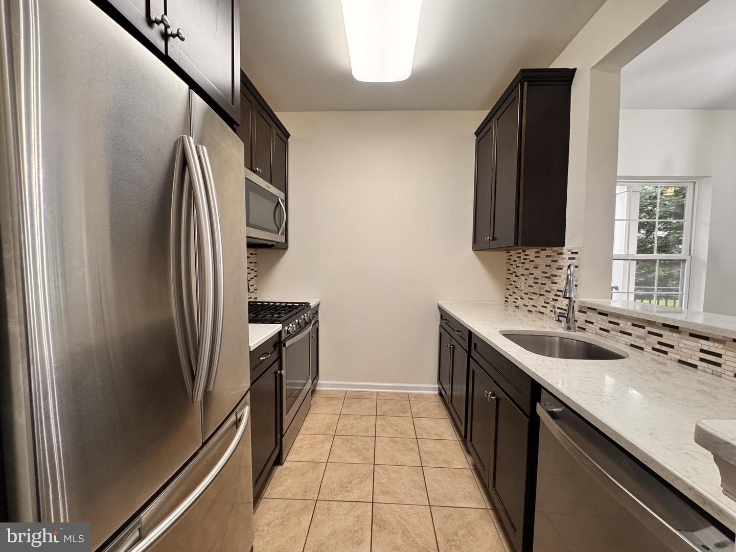 618 Strassle Way Property Photo 9