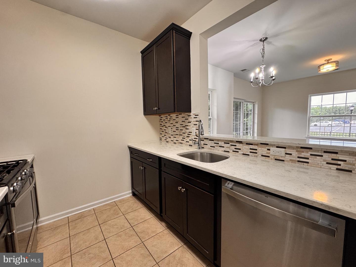 618 Strassle Way Property Photo 10