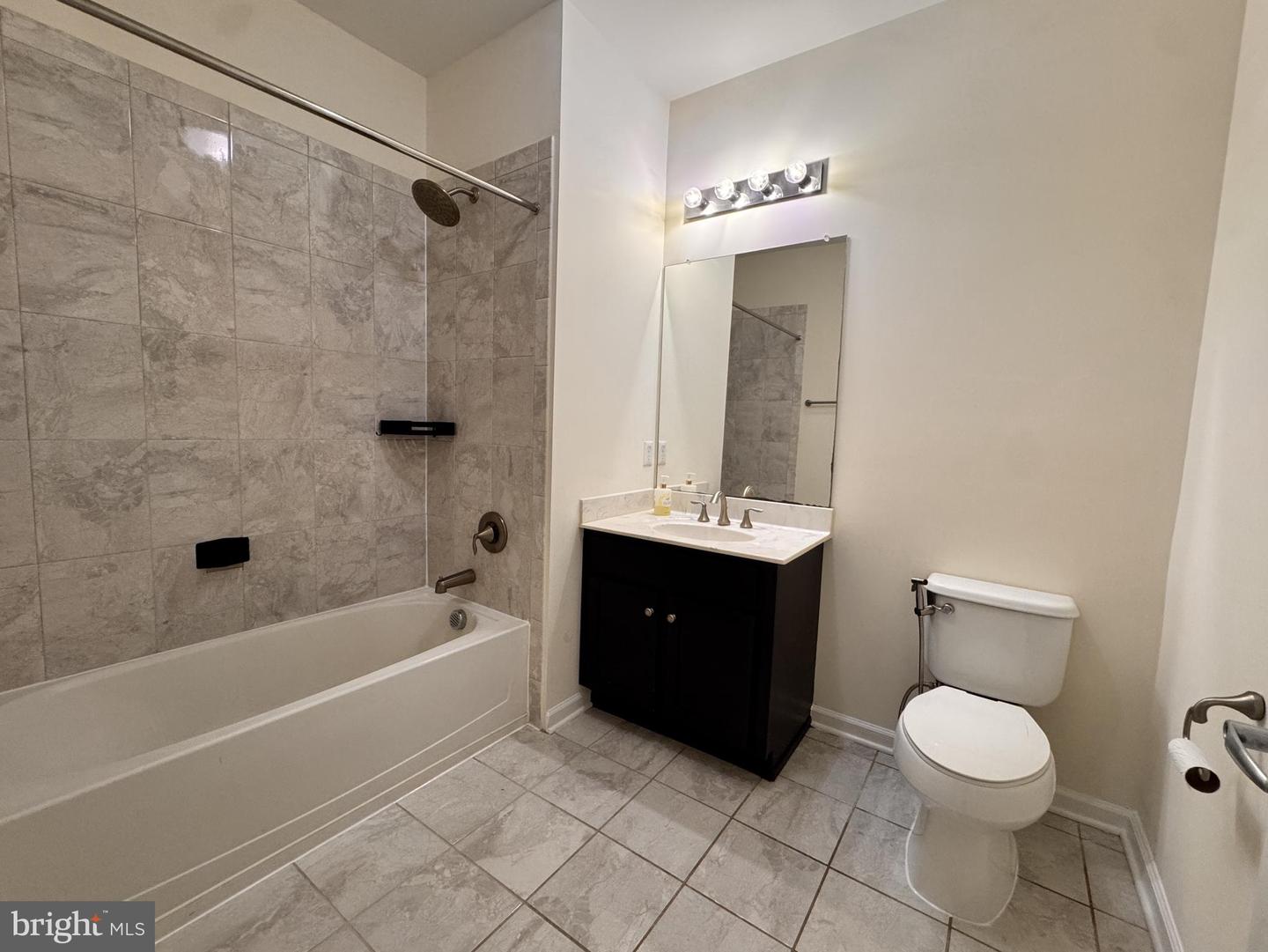 618 Strassle Way Property Photo 20
