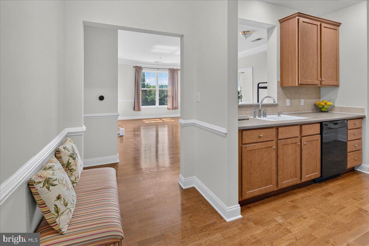 100 Middlesex 100 Middlesex Blvd #313 Property Photo 12