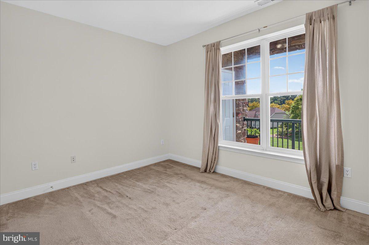 100 Middlesex 100 Middlesex Blvd #313 Property Photo 23