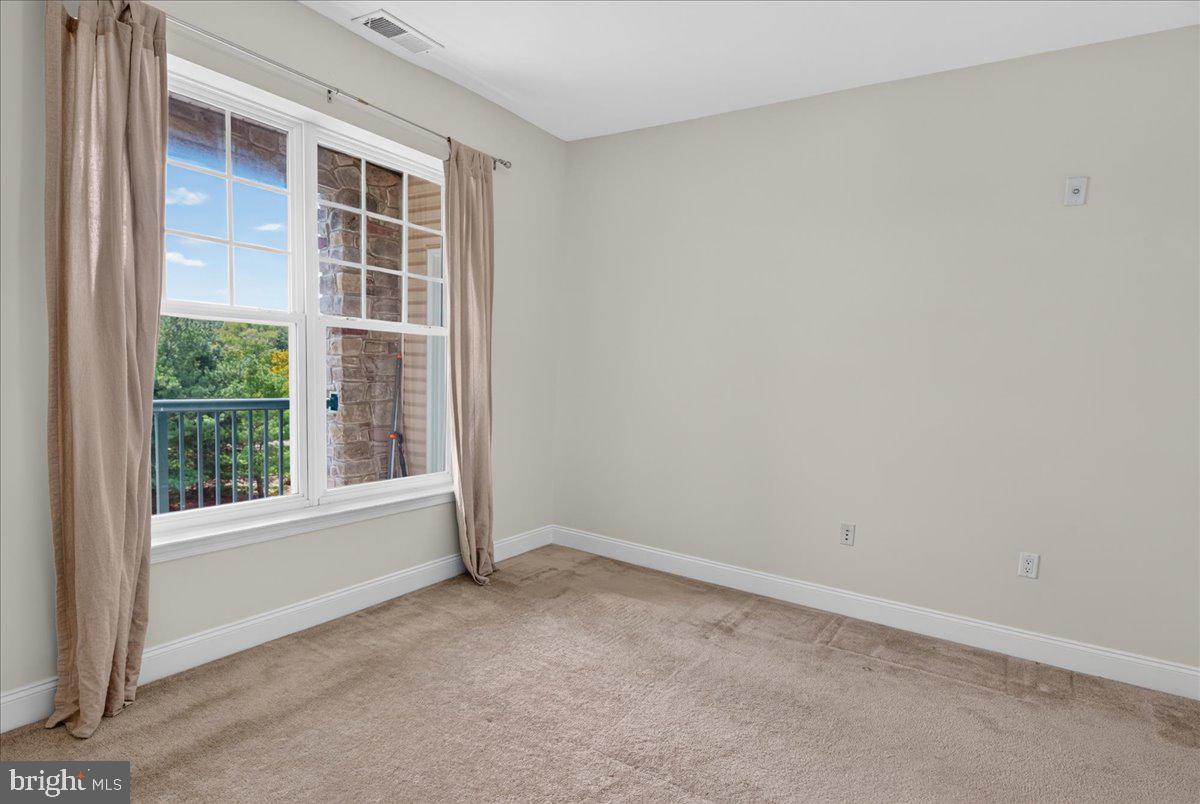 100 Middlesex 100 Middlesex Blvd #313 Property Photo 24
