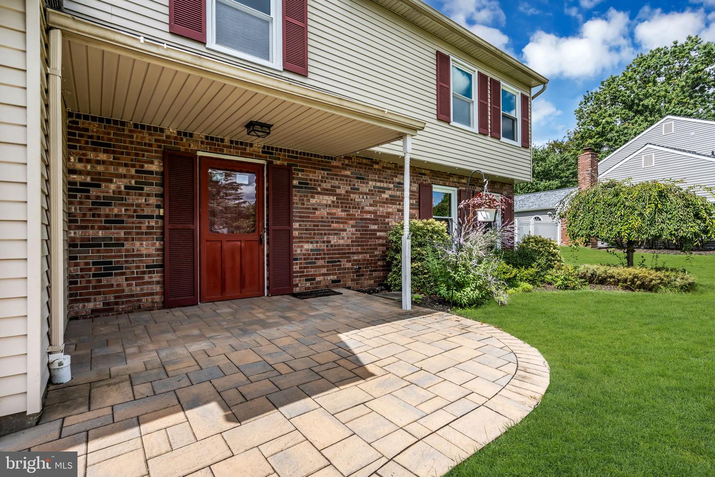 15 Major Ln Property Photo 4