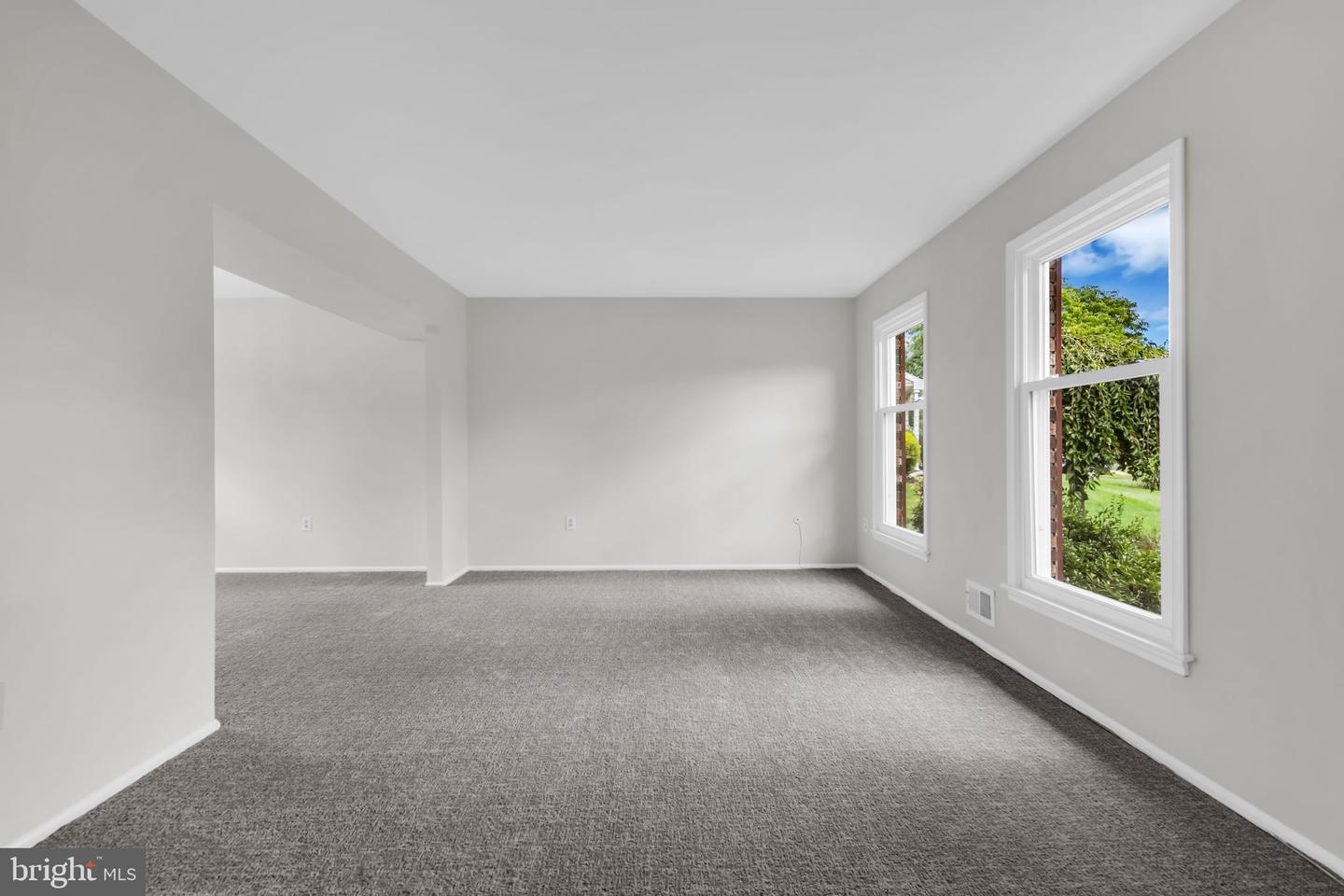 15 Major Ln Property Photo 6