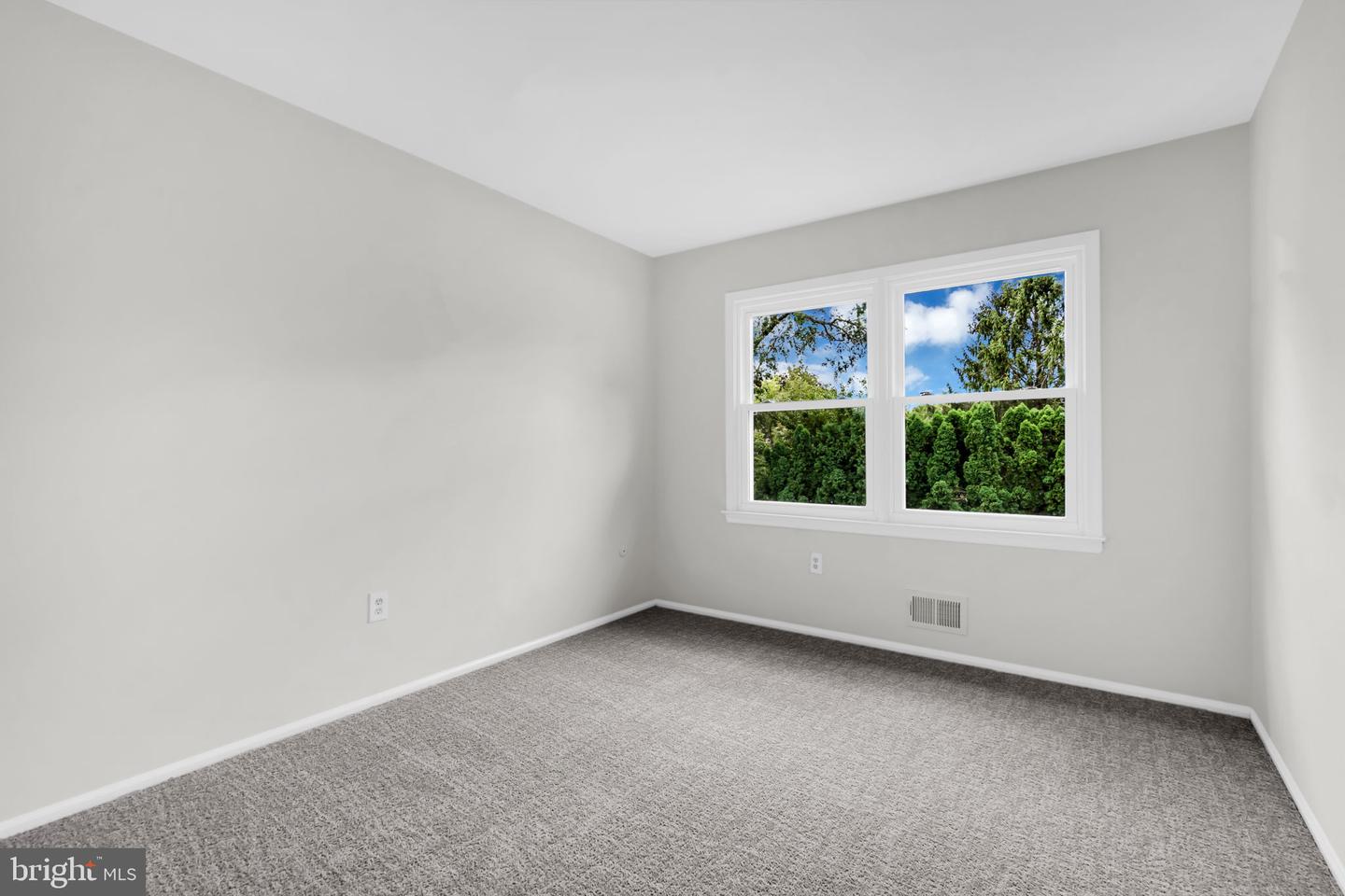 15 Major Ln Property Photo 36