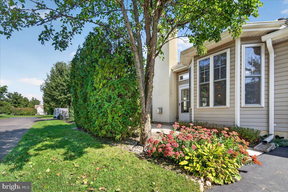 4 Spraul Ln Property Photo 31