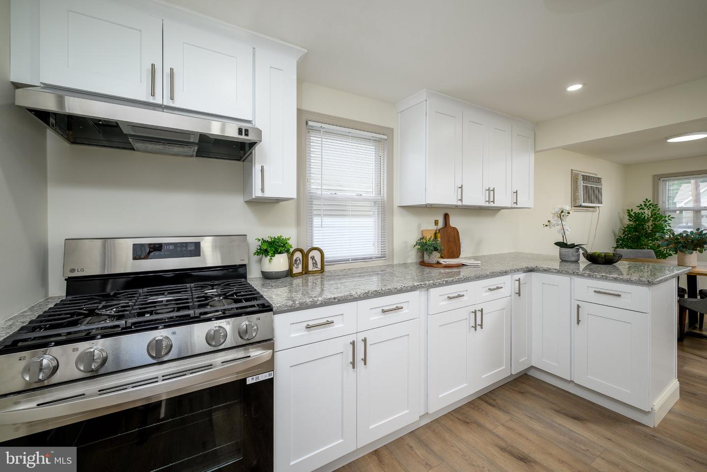 6 Avenue A Property Photo 7
