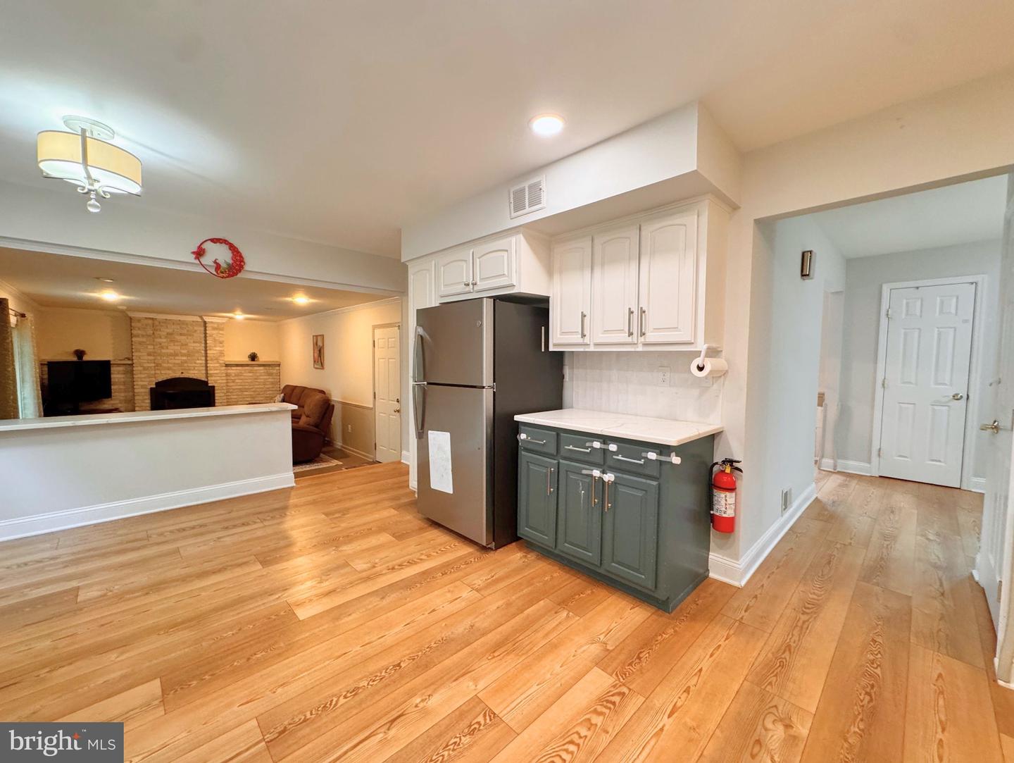 24 Poplar Ave Property Photo 13