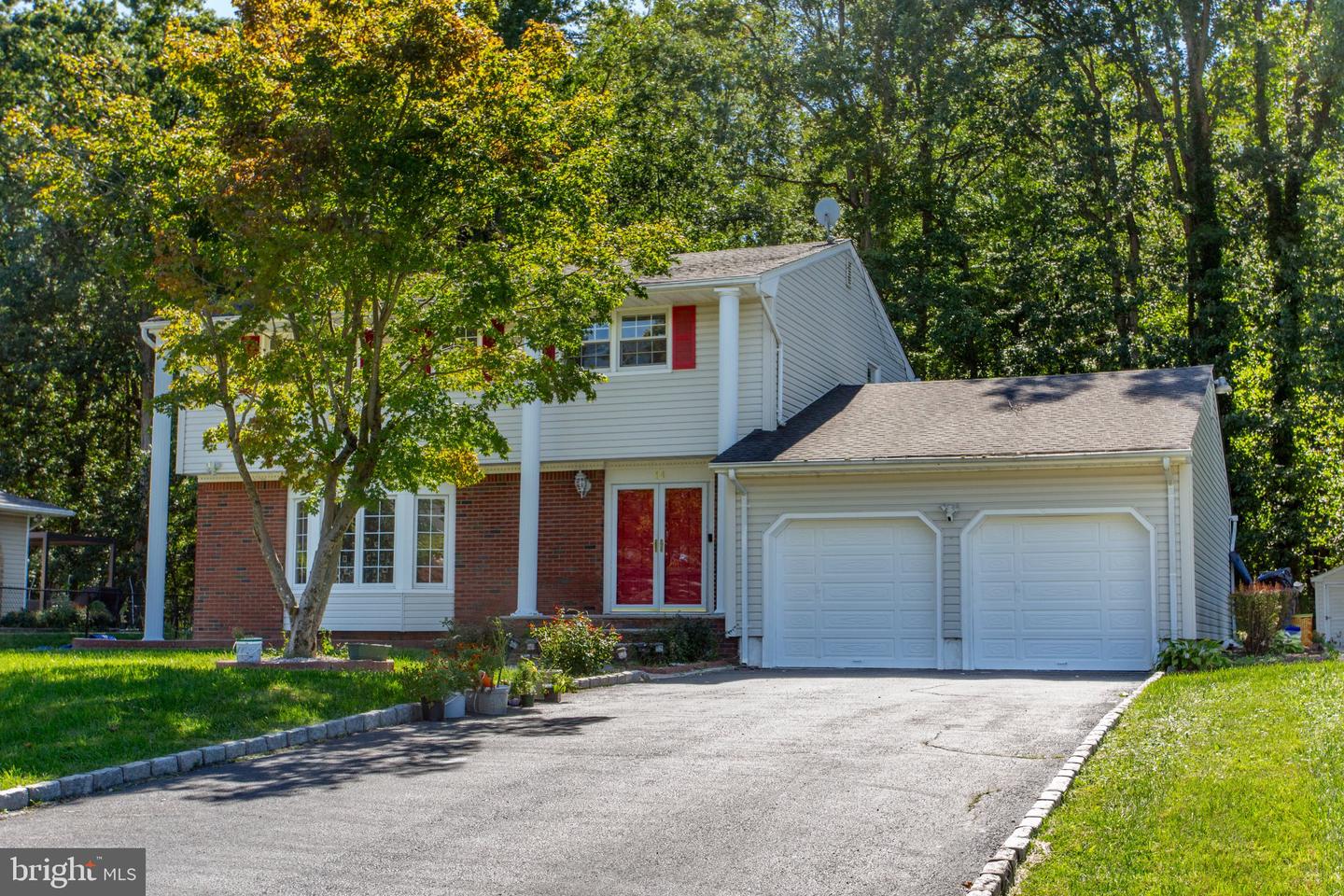 14 Woodmere Rd Property Photo 1