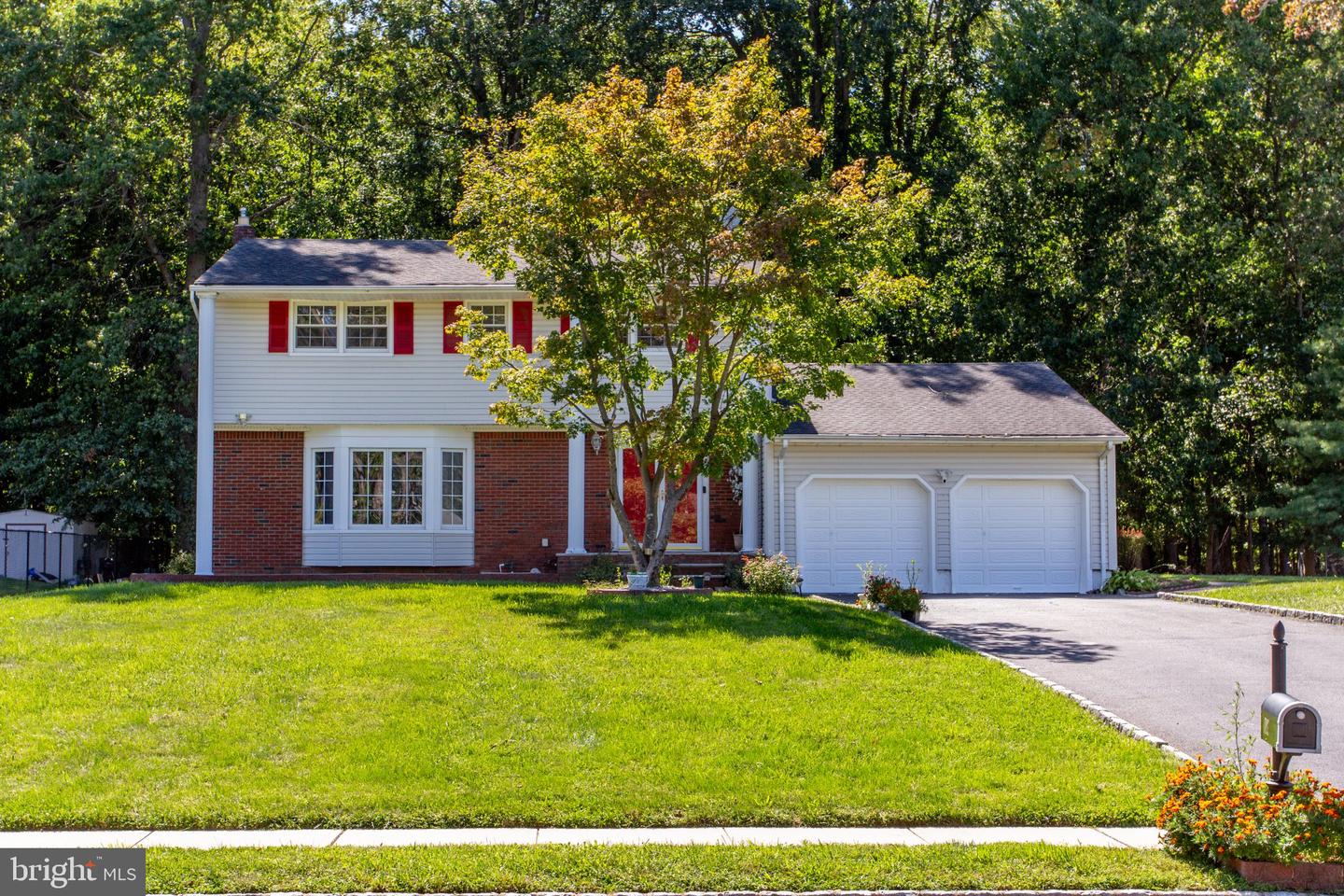 14 Woodmere Rd Property Photo 7